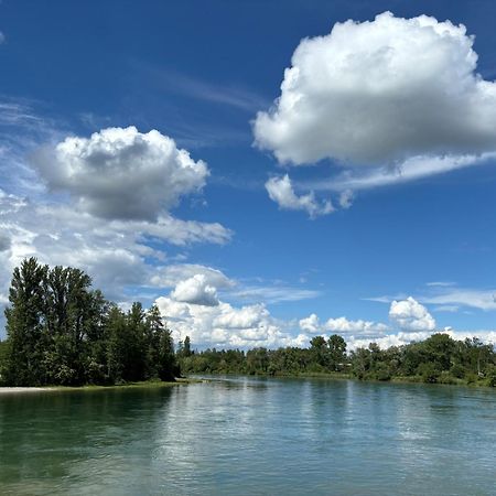 Studio Beim Rhein - Ziegelhuette Flaach Bagian luar foto
